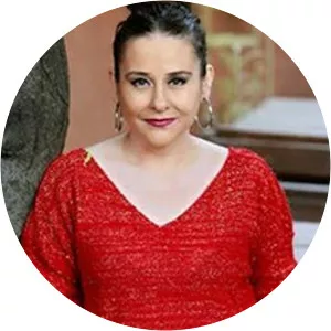 Şenay Saçbüker - Actor