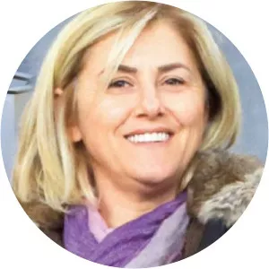 Şenay Yanal photograph