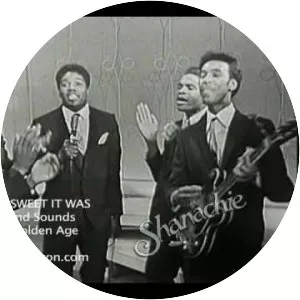 Sensational Nightingales