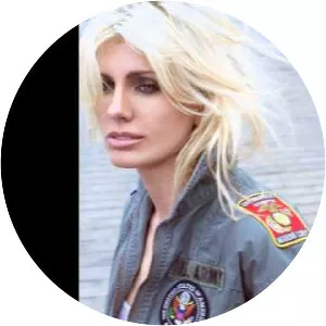 Serabee - American singer-songwriter