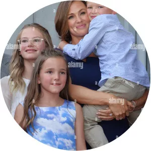 Seraphina Rose Elizabeth Affleck photograph