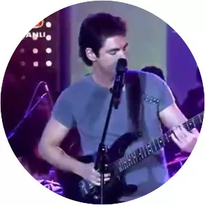 Serdar Öztop - Musician