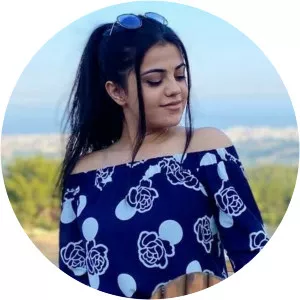 Seren Uçar - Musical artist