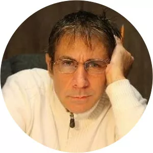 yasmin lucas sergio carrer