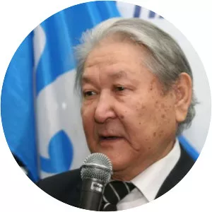 Serikbolsyn Abdildin (Serikbolsin . . .