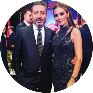 Serkan Kodaloğlu - Petek Dinçöz's husband