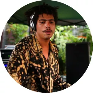 Seth Troxler