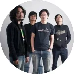 Seven Collar T-Shirt - Musical group
