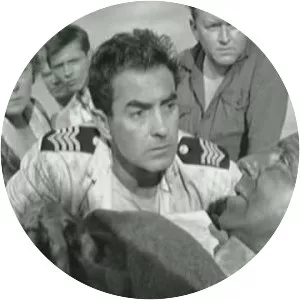 Seven Waves Away - 1957 ‧ Black and white/Drama ‧ 1h 40m