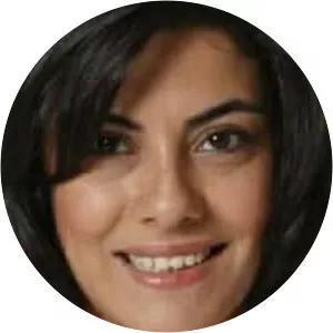 Sezen Aray - Actress