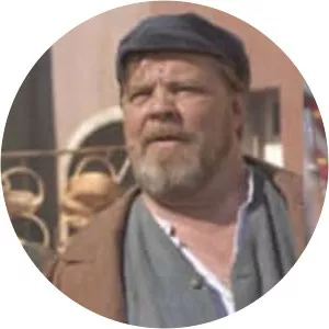 Shadow of the Eagle (Kaksipäisen kotkan varjossa)