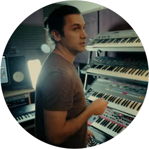 Shahrooz Raoofi - Musical artist