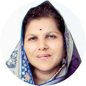 Shalinitai Vikhe Patil photograph