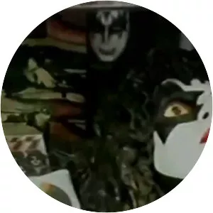 Shandi's Addiction - Musical group