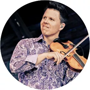 Shane Guse - Musician