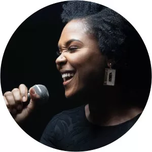 Shanelle Gabriel - Singer