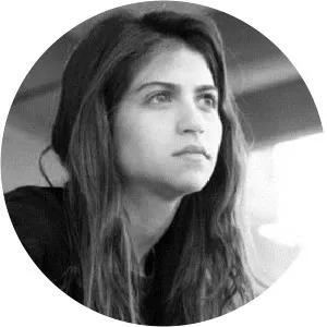 Shani Aviv - Actress