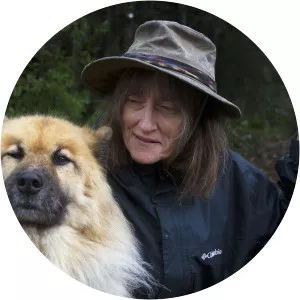 Shannon Cartwright - Author