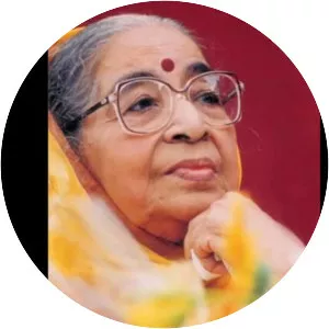 Shanta Shelke - Poet