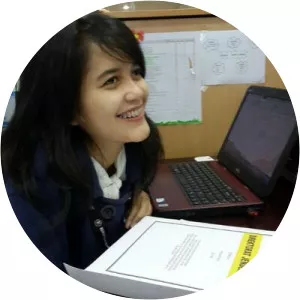 Shanti Dwi Ratih photograph