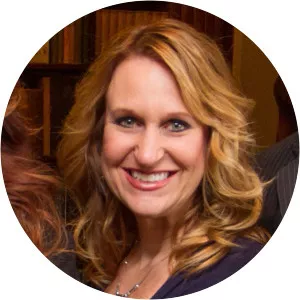 Shari Falwell - Musical artist ‧ Jonathan Falwell's wife