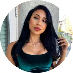 Shari Ligons - TV personality