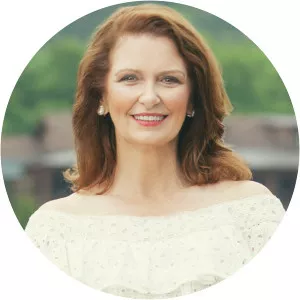 Sharon Bale - Christian Bale's sister