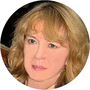 Sharon Presley - American writer