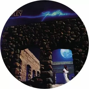 Sharon Ridley - Singer