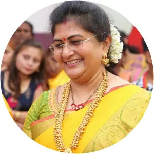 Shashikala Annasaheb Jolle