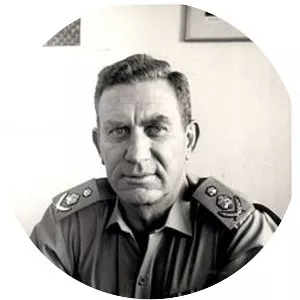 Shaul Rosolio - Police officer