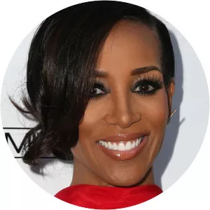 Shaun Robinson - American television host