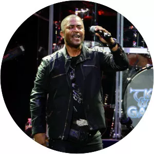 Shawn McQuiller - Singer