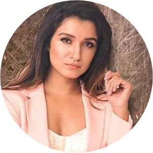 Shefali Bagga - YouTuber