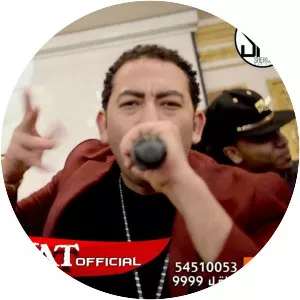 Shehta Karika - Singer