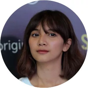 Sheila Dara Aisha - Actress