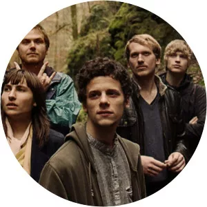 Sheila She Loves You - Musical group