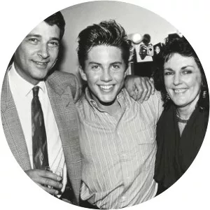 Sheila Willet - Teacher ‧ Christien Anholt's mother