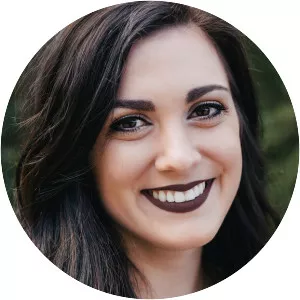 Shelby Mahurin - Author