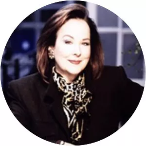 Shelley von Strunckel