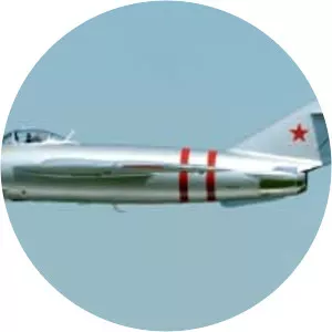 Shenyang J-5