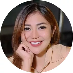 Sherly Cha-Cha Musician