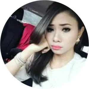 Shiha Zikir - Singer