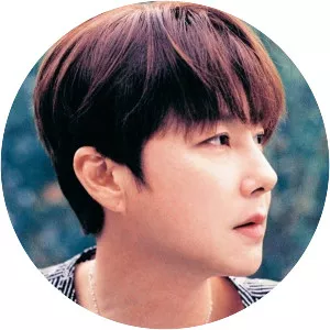 Shin Hye-sung - South Korean singer-songwriter