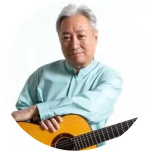 Shin-Ichi Fukuda - Japanese classical guitarist
