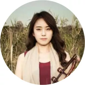 Shin NalSae - Singer