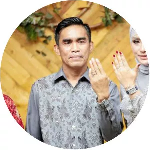 Shinta Bachir - Indonesian actress