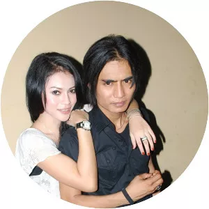 Shinta Regina - Charly van Houten's wife