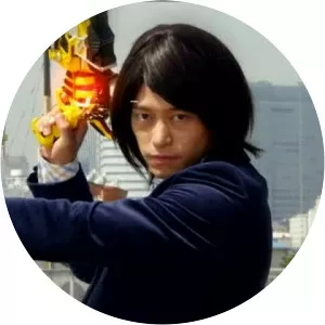 Shinya Tsukouchi photograph