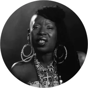 shirley davis - Singer